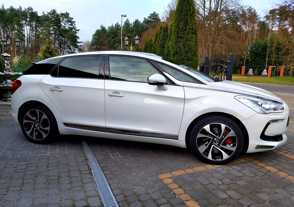 Citroen DS5 cena 47900 przebieg: 230000, rok produkcji 2015 z Morąg małe 497